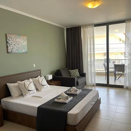 Ξενοδοχείο με διαμερίσματα Centrum Kallithea (Chalkidiki)